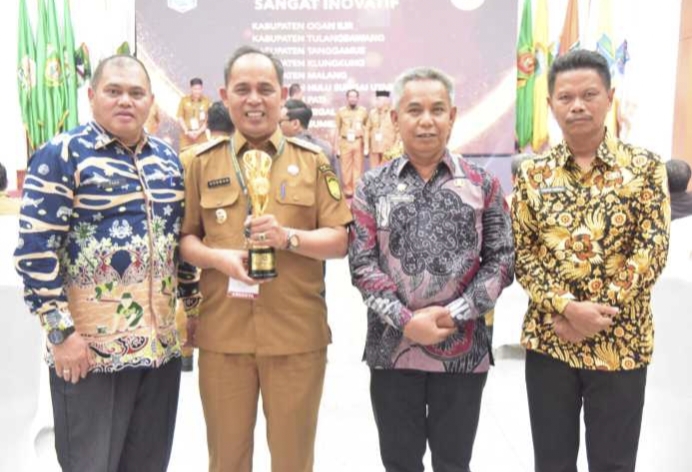 Pemkab Inhil Kembali Raih Penghargaan IGA Tahun 2023 dari Kemendagri RI