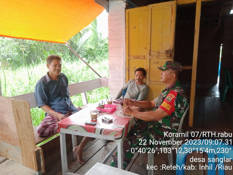 Koramil 07/Reteh Jalin Silaturahmi dan Jaga Keamanan Di Wilayah Binaan