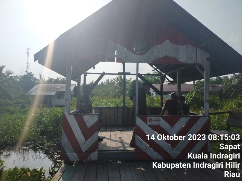 Babinsa Koramil 04/Kuindra Terus Aktifkan Gotong Royong dan Saling Bersilaturahmi Antar Sesama