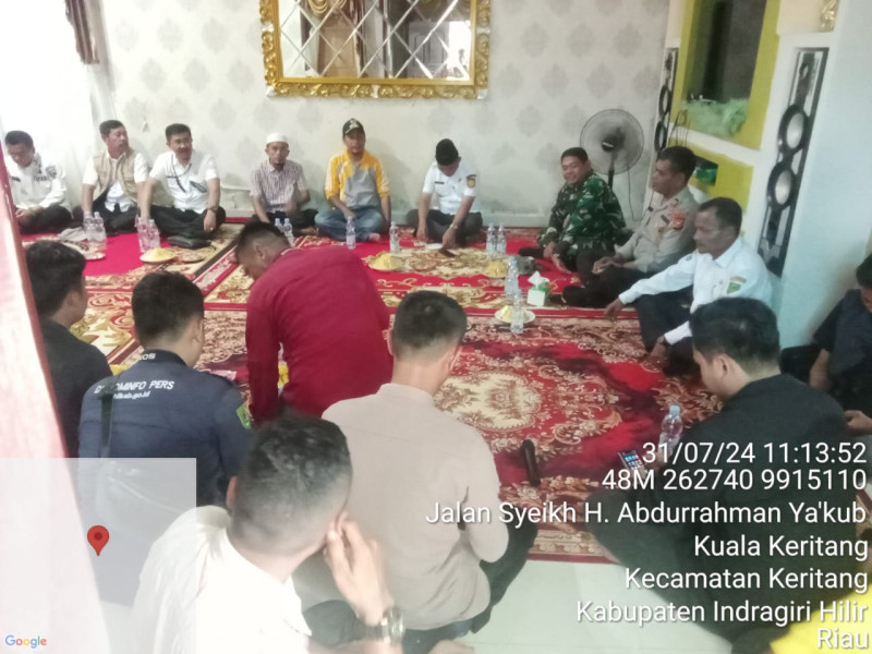 Danramil 09/Kmg Dampingi Pj Bupati Inhil Dalam Kunjungan Bersilaturahmi Dengan Masyarakat Setempat