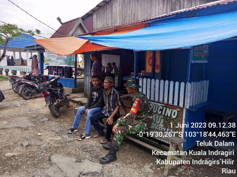 Babinsa Koramil 04/Kuindra Utamakan Pendidikan Bersama Warga Binaan