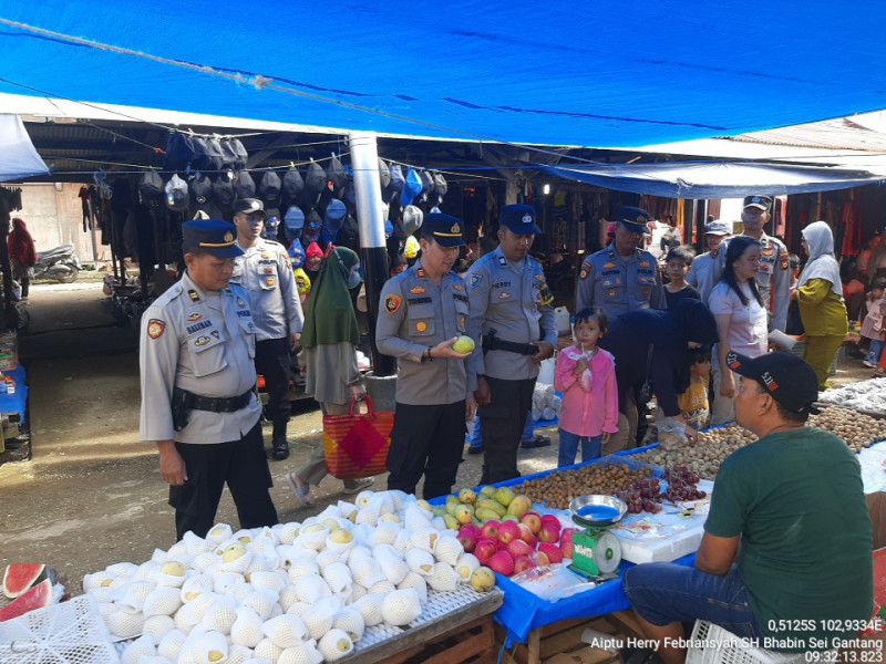 Cegah Kriminalitas Pasca Lebaran, Polsek Kempas Tingkatkan Patroli dan Sambang ke Pasar Tradisional