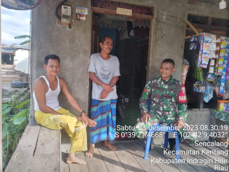 Pelaksanaan Komsos Rutin Dilaksanakan Agar Terjalinnya Silaturahmi Yang Erat Antara Babinsa Koramil 09/Kmg Dengan Warga