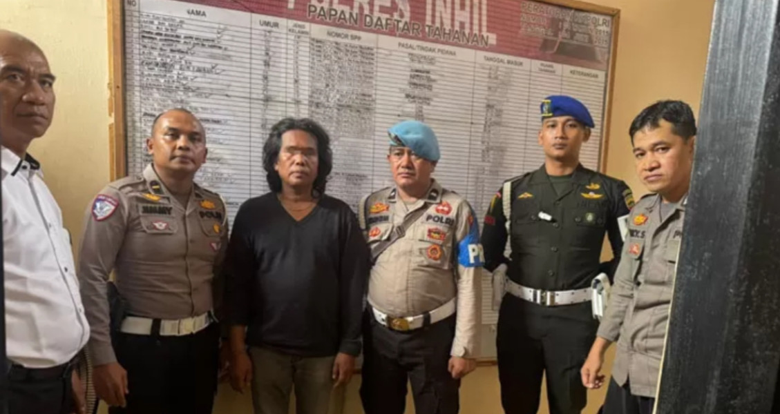 Pelaku Tabrak Lari TNI dan Warga Sipil Berhasil di Tangkap Polres Inhil Pelaku Tabrak Lari TNI dan Warga Sipil Berhasil di Tangkap Polres Inhil