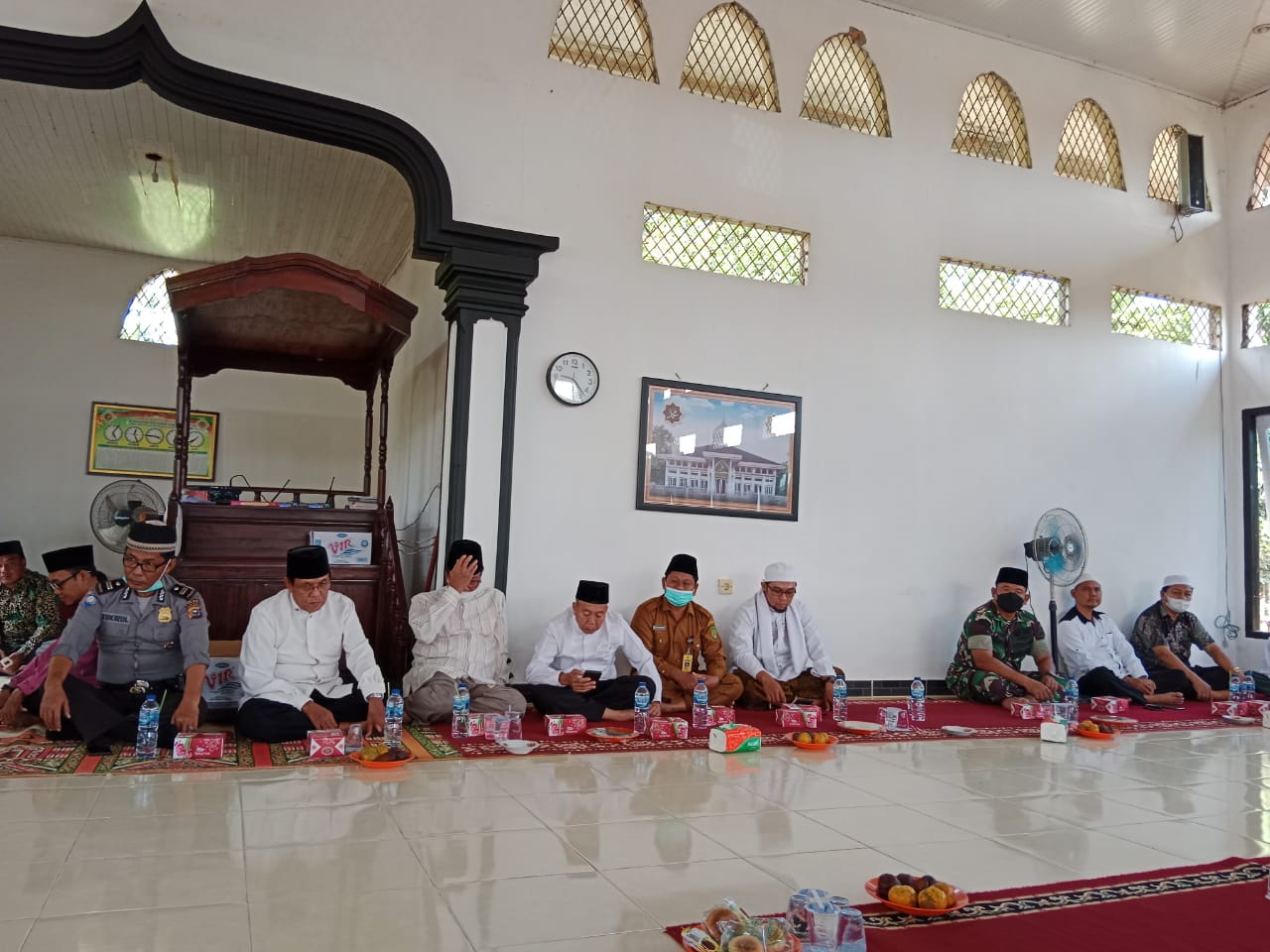 Danramil 09/Kemuning Hadiri Peringatan Isra' Mi'raj di Desa Lubuk Besar