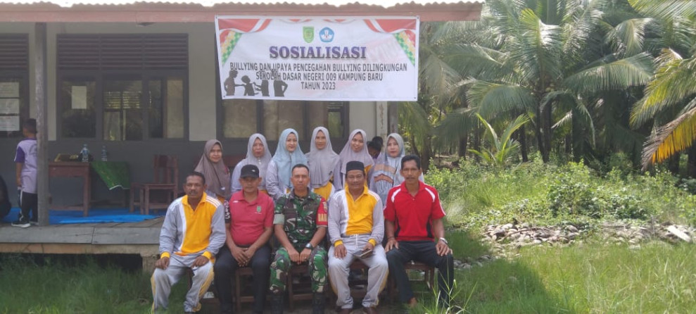 Upaya Pencegahan Bullying Di Lingkungan, Babinsa Koramil 04/Kdr Turun Untuk Berikan Sosialisasi Kepada Anak SDN 009 Desa Kampung Baru