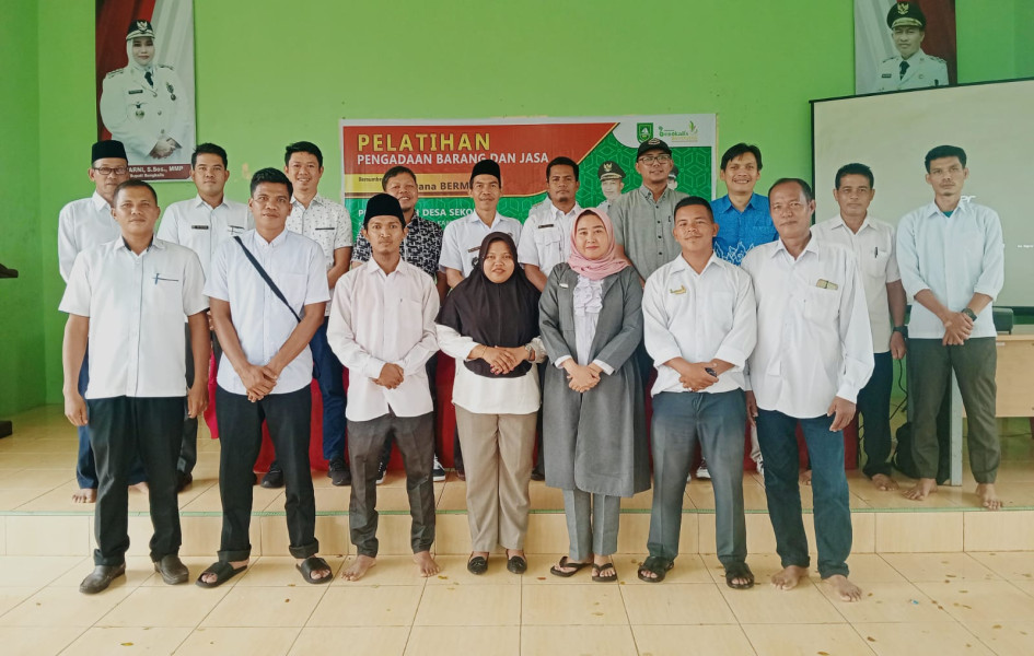 Hairi Juanda : Pelatihan Pengadaan Barang dan Jasa Guna Meningkatkan Pengetahuan Aparatur Pemdes Desa Sekodi.