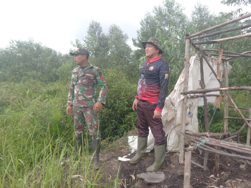 Bhabinsa 05/Gas Pratu Sandi Wahyudi Konsentrasikan Patroli Karhutlah Di Desa