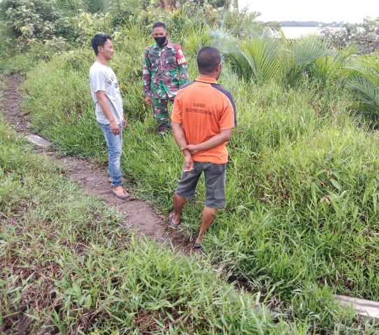 Babinsa 04/Kuindra Jadikan Patroli Karhutla Sebagai Rutinitas