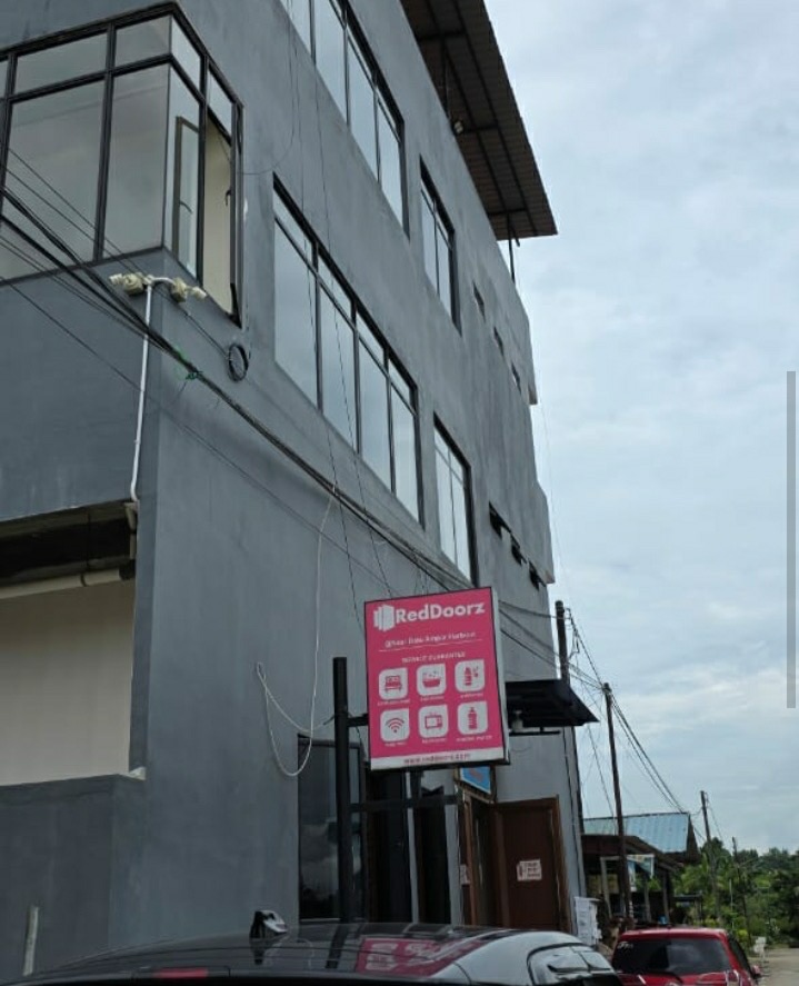 Isu Bekingan Menguat, Grand House Kost Diduga Dilindungi Oknum Aparat dan RT/RW Serta Lurah