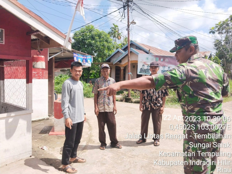 Lakukan Komsos, Babinsa Koramil 03/Tpl Sambangi Kampung Pancasila