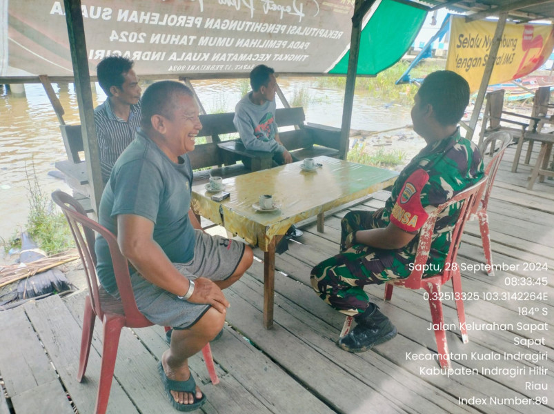 Jelang Pilkada, Babinsa Koramil 04/Kuindra Ciptakan Kamtibmas di Binaan