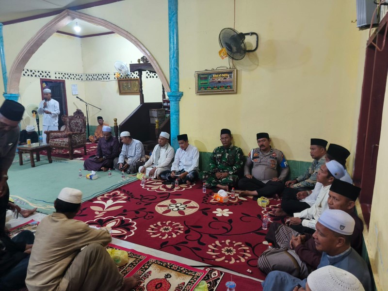 Sinergi Babinsa dan Warga Tempuling, Maulid Nabi Muhammad SAW Digelar Khidmat di Surau At-Taqwa