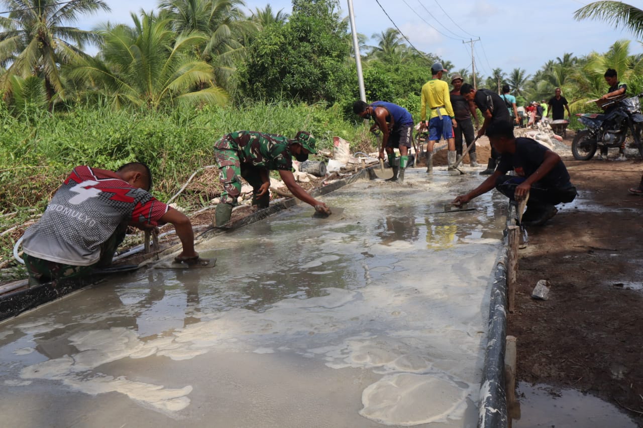 Sasaran Fisik TMMD ke-111 Kodim 0314/Inhil  di Desa Teluk Bunian Capai 55 Persen