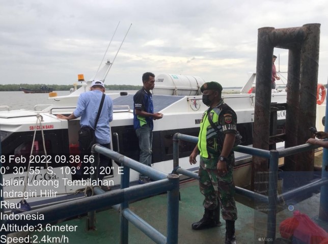 Penegakan Disiplin Terpadu oleh Babinsa Koramil 02/Tanah Merah Jajaran Kodim 0314/Inhil