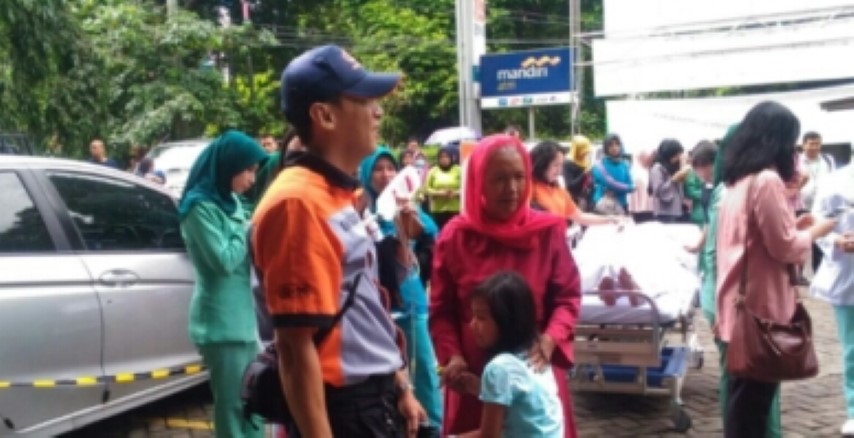 Gempa Bumi 6,4 SR Guncang Lebak Banten, Pasien RS Hermina Berhamburan Keluar