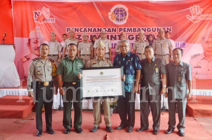 Bupati diwakili Asisten 1 Setda Inhil hadiri Pencanangan Pembangunan ZI. 