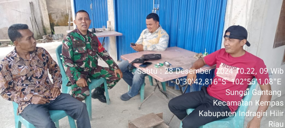Jalin Kerjasama Yang Baik, Babinsa Koramil 03/Tempuling Komsos Bersama Dengan Mitra Karib