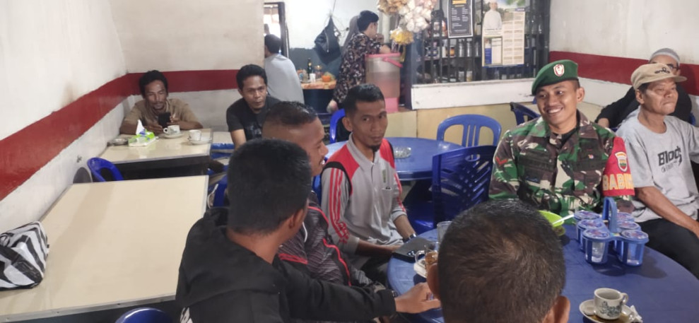 Babinsa Kopda Irawan Wujudkan Kekompakan dan Kebersamaan di Lingkungan Kecamatan Sungai Batang
