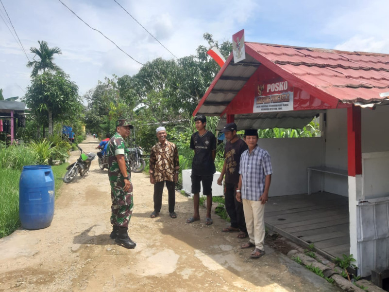 Melalui Komsos, Koramil 07/Reteh Berupaya Terus Untuk Jalin Hubungan Baik Antar Sesama