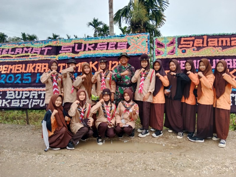 TMMD ke-123, Danramil 09/Kemuning Berikan Edukasi Kebangsaan kepada Anak Muda