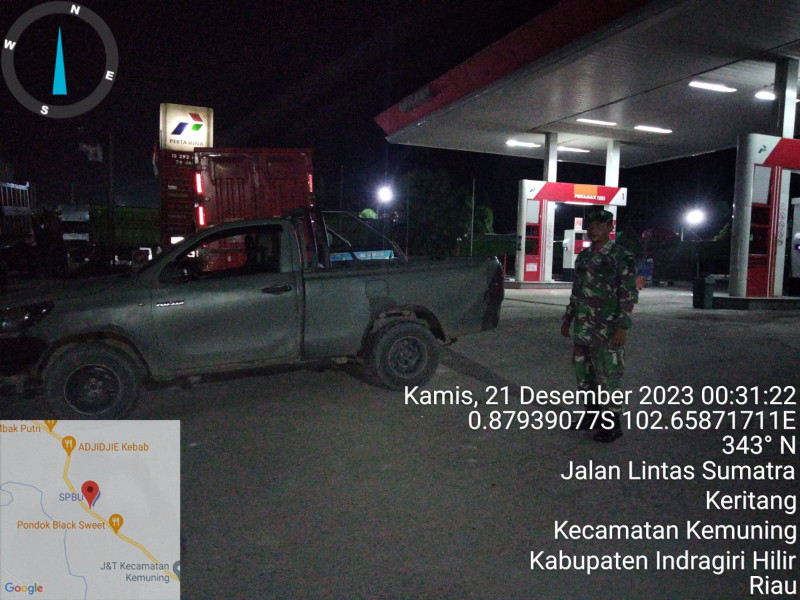 Ciptakan Keamanan, Babinsa Koramil 09/Kemuning Lakukan Pemantauan Menjelang Nataru