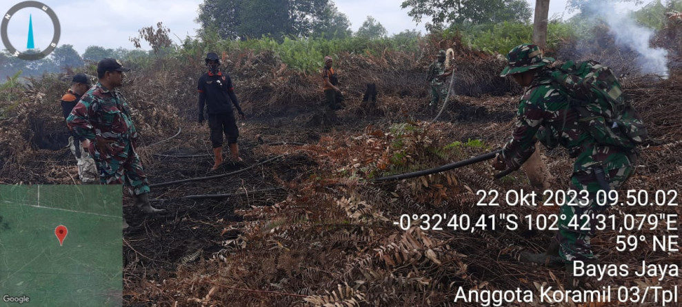 Pendinginan Masih Dilakukan di Lokasi Karhutla Desa Bayas Jaya