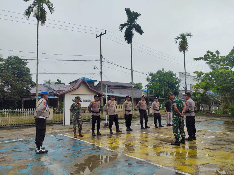 Danramil 07/Reteh Beserta Kapolsek Reteh Laksanakan Apel Siaga Dalam Rangka Persiapan Pengamanan Kampanye Pemilu