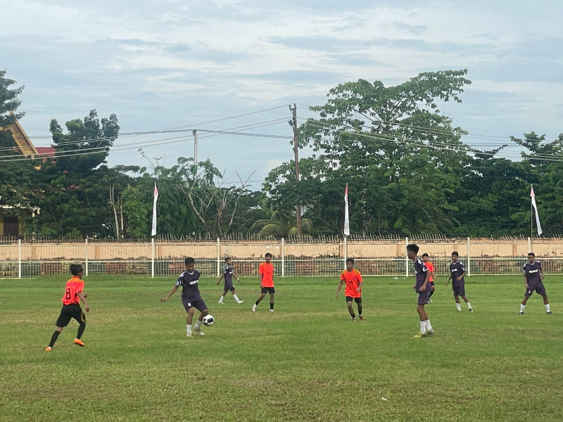 Tampilkan Permainan Cantik, U-17 Kecamatan Gas Jinakkan Buasnya Harimau Pulau Burung Tampilkan Permainan Cantik, U-17 Kecamatan Gas Jinakkan Buasnya Harimau Pulau Burung