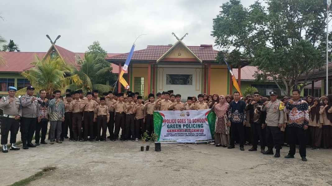 Menanam Harapan, Menuai Masa Depan: Polsek Gaung Berkomitmen Menjaga Alam dengan Melakukan Kegiatan Green Policing