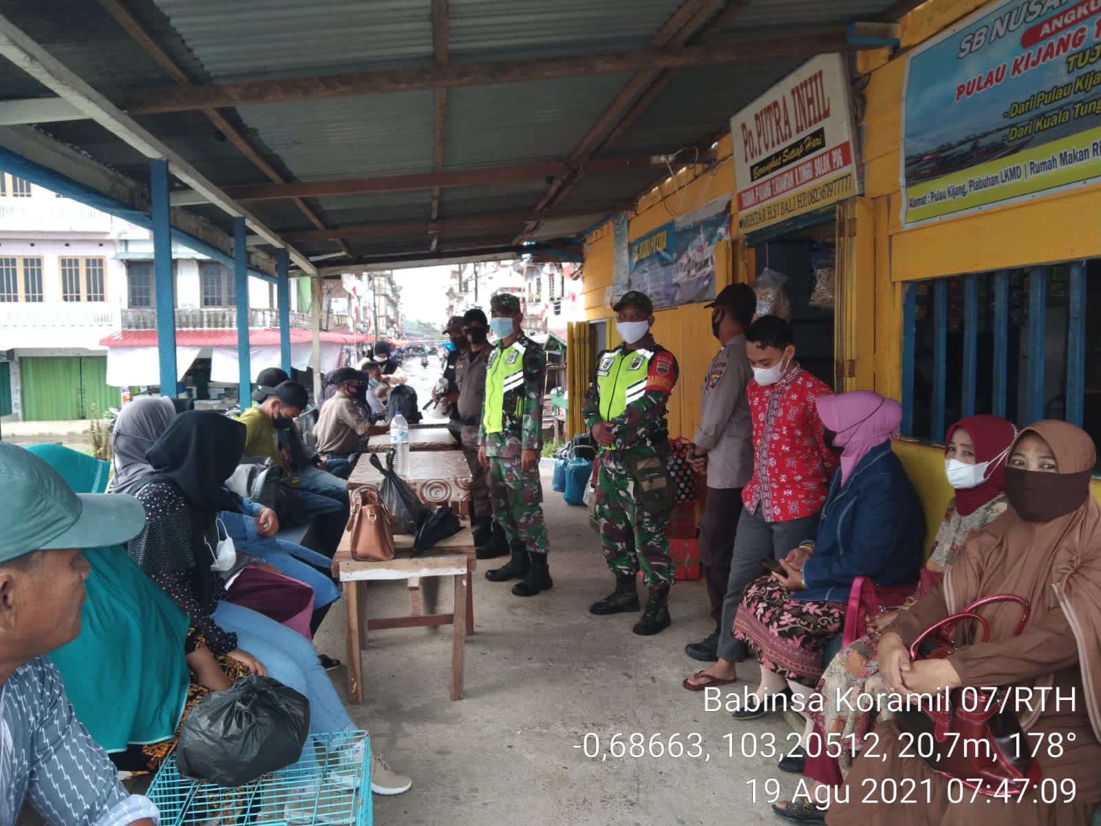 Koramil 07/Reteh Kembali Lakukan Penegakan Protkes di Pulau Kijang