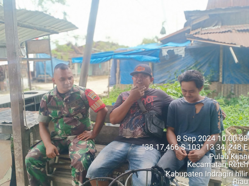 Babinsa Serka Ferry Barus Tingkatkan Silaturahmi Antar Sesama di Binaan