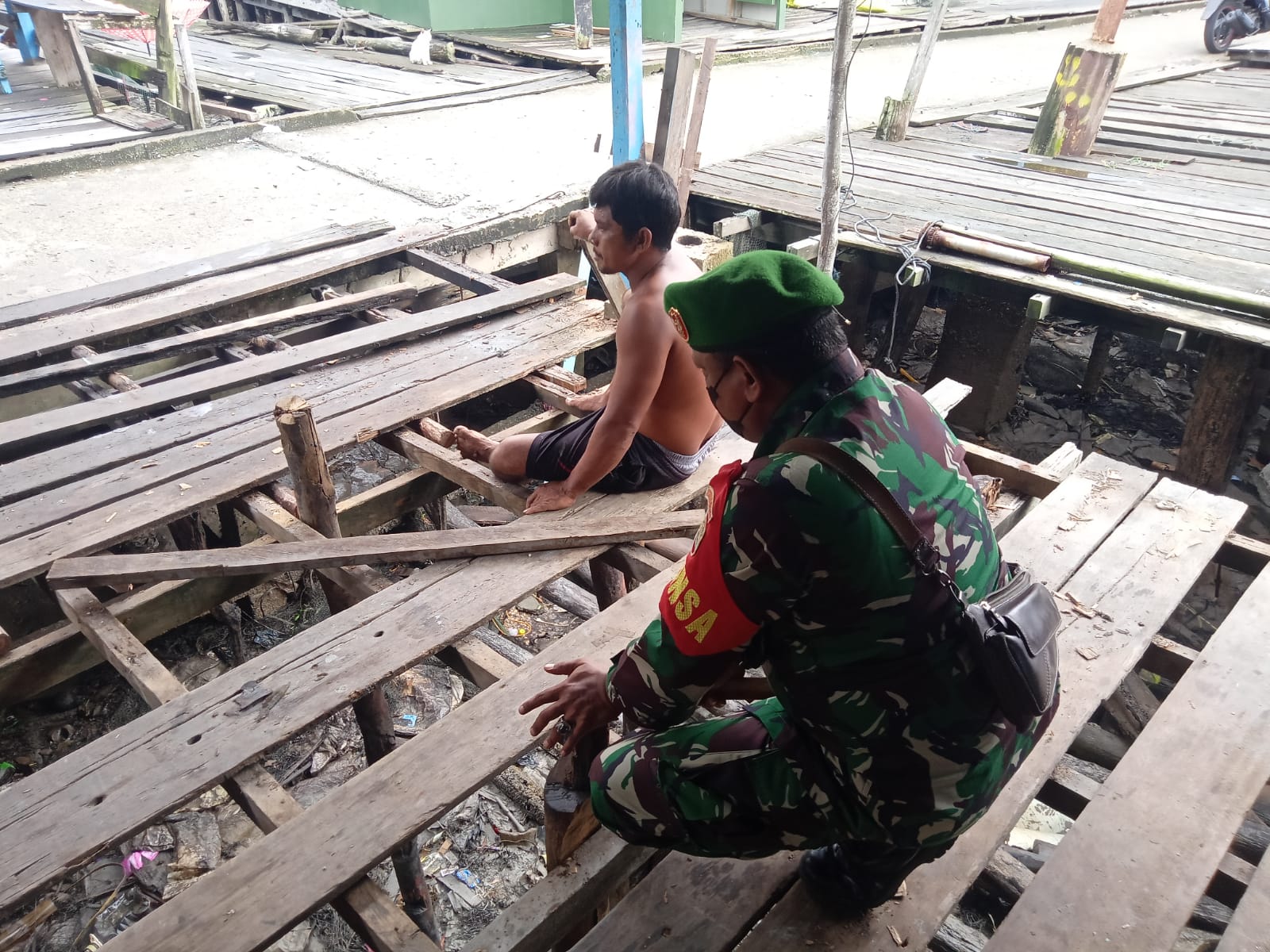 Babinsa 04/Kuindra Kembali Lakukan Goro di Desa Panglima Raja