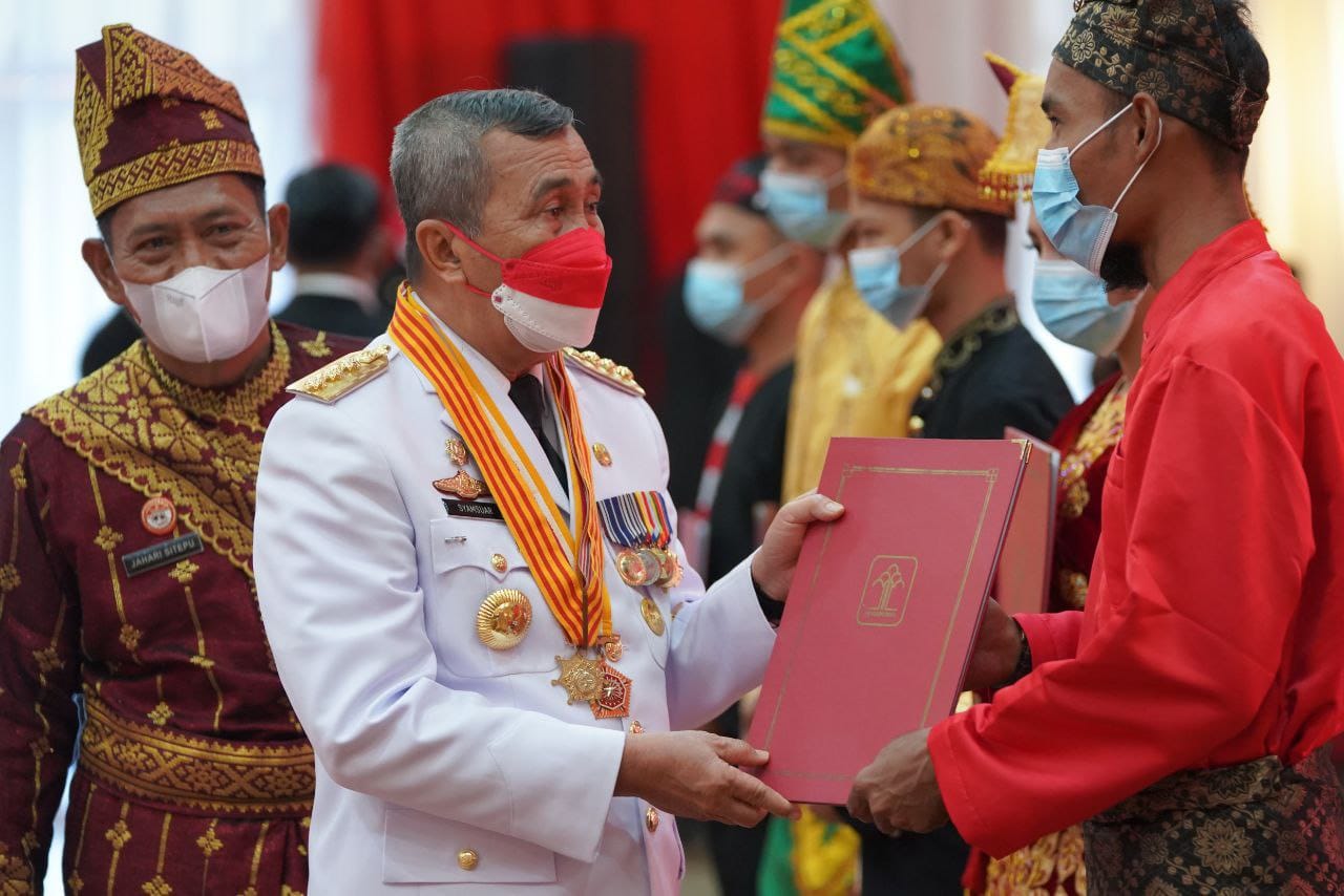 Serahkan Remisi Bagi Narapidana, Gubri : Manfaatkan Momen Ini Untuk Taat Aturan 