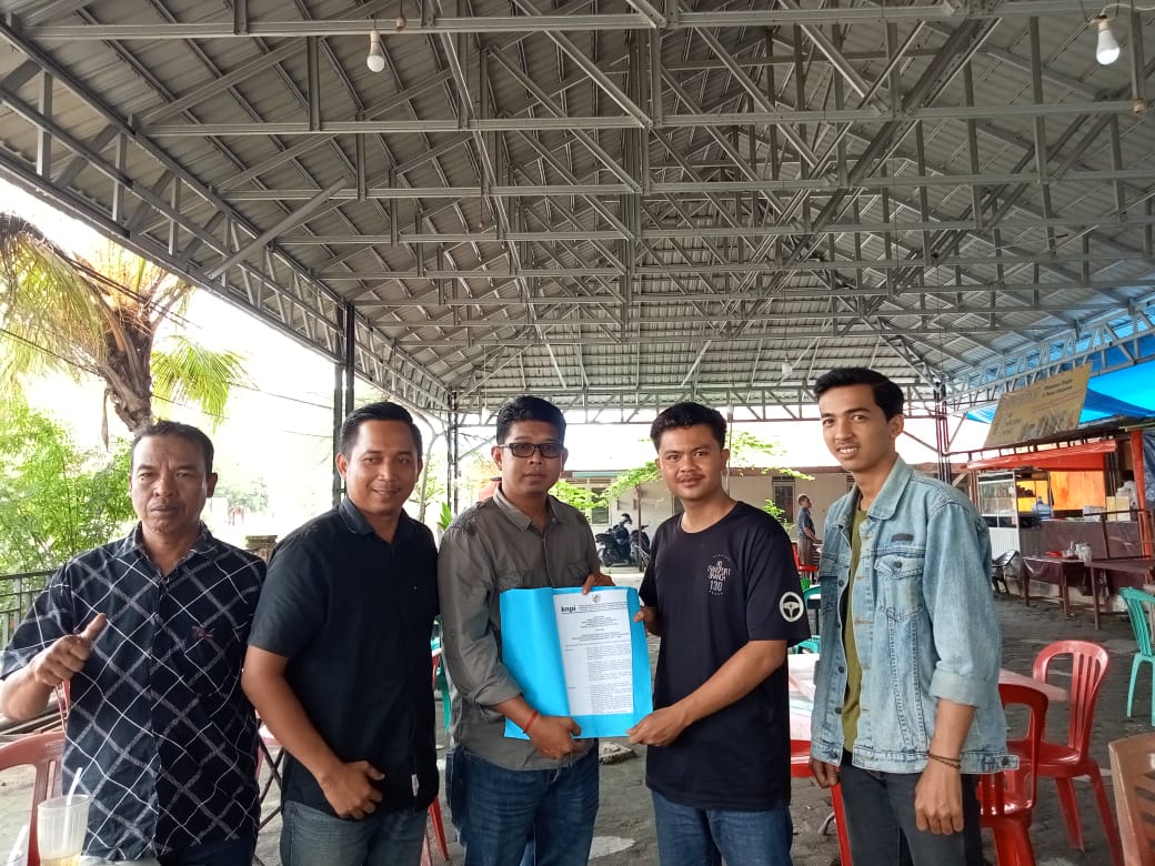 Konsolidasi Organisasi, DPD KNPI Inhil Serahkan SK Caretaker Kepengurusan Kecamatan Kempas 