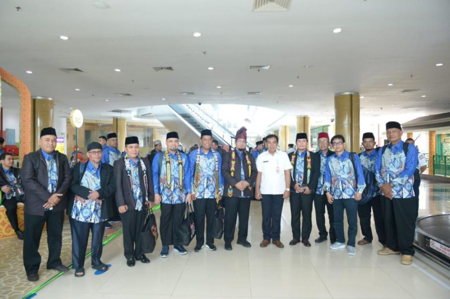 Kafilah Riau tiba di IKN Kalimantan Timur .