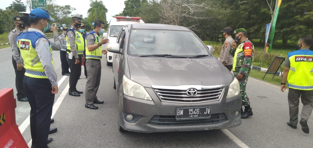 Laksanakan Operasi Yustisi Koramil 03/Siak, Polsek Siak dan Satpol PP Kab. Siak Tegakan Hukum Protok