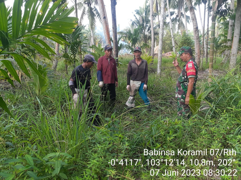 Pencegahan Karlahut, Babinsa Koramil 07/Reteh Terus Lakukan Patroli
