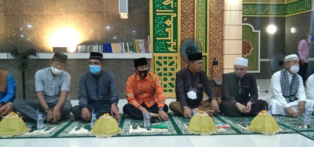Danramil 07/Reteh Hadiri Peringatan Isra' Mi'raj di Mesjid Jami' Pulau Kijang
