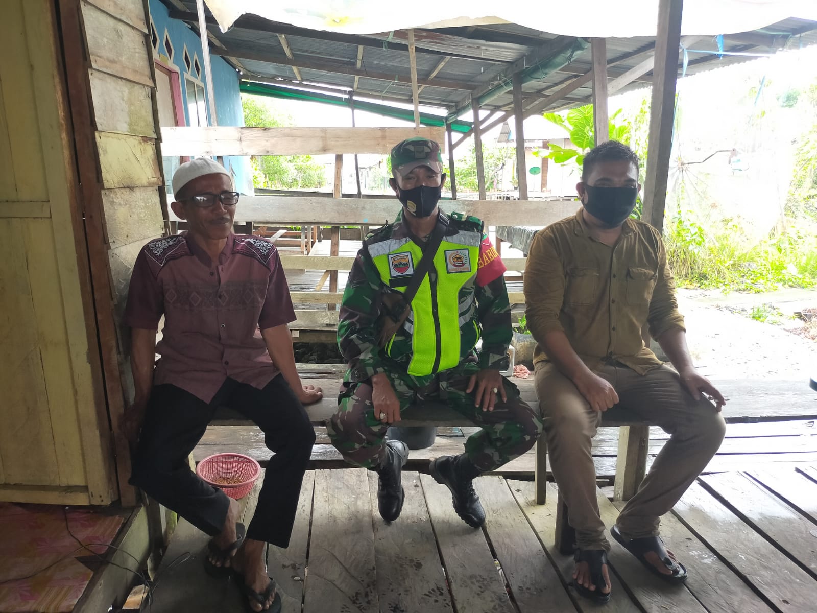 Rutin Lakukan Komsos, Serda Asrion Bangun Keakraban Bersama Warga Binaan