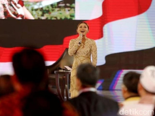 Rossa Bicara Lagi soal Salah Lirik Lagu Indonesia Raya di Debat Capres