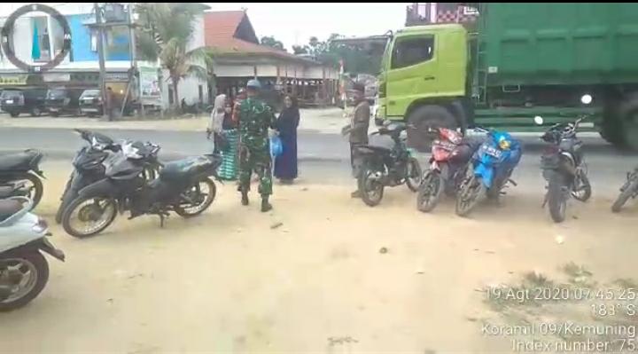 Kunjungi Rumah Duka, Daranmil 09/Kemuning Himbau Warga untuk Selalu Patuh Protkes