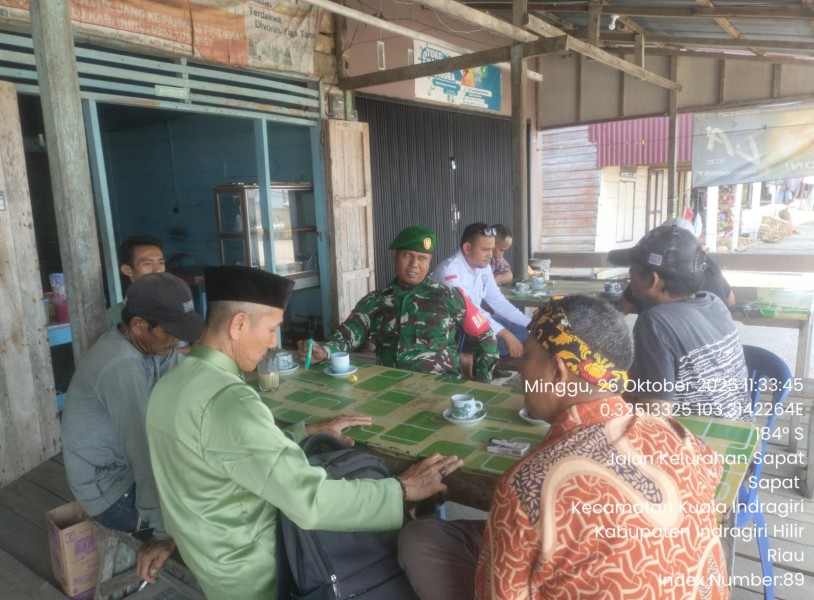 Babinsa Koramil 04/Kuindra Himbau Masyarakat Jaga Keamanan dan Patriotisme Babinsa Koramil 04/Kuindra Himbau Masyarakat Jaga Keamanan dan Patriotisme