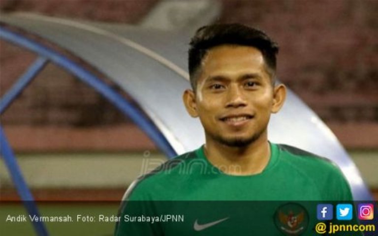 Teken Kontrak Madura United, Andik Vermansah Berkaus Bonek
