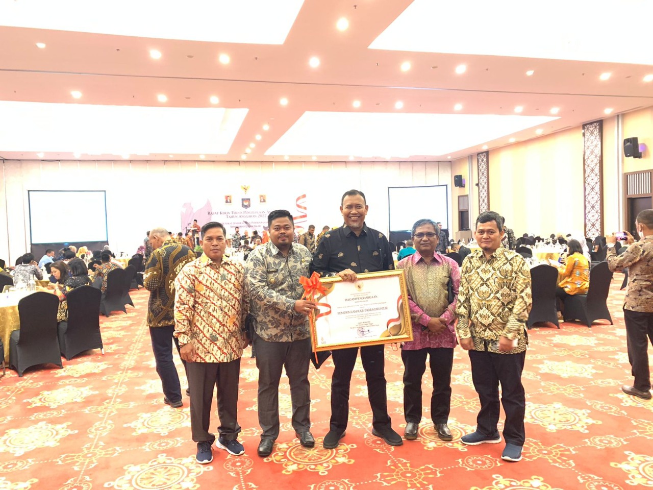 Hasil dari Kerja Keras,  Dinas PMD Inhil Raih Penghargaan Dari Kementerian Dalam Negeri