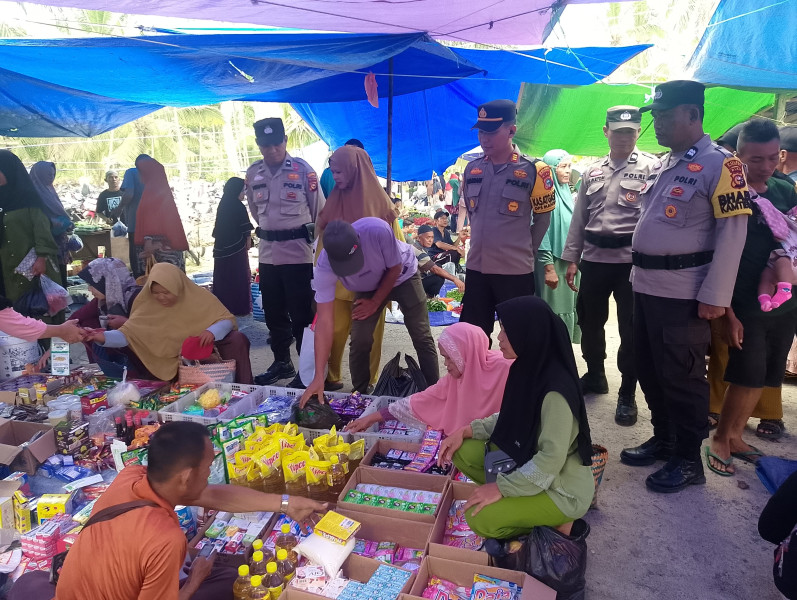 Kapolsek Kempas bersama Personil, Ajak Warga Jaga Kamtibmas Jelang Pilkada Serentak 2024