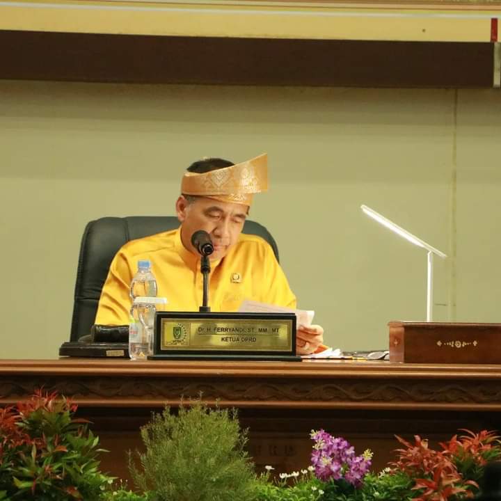 Meski Sibuk di Politik, Tidak Menyurutkan Minat Ferryandi Selesaikan Pendidikan