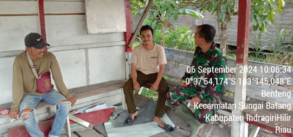 Bincang Santai, Koramil 07/Reteh Jalin Kebersamaan Melalui Komsos