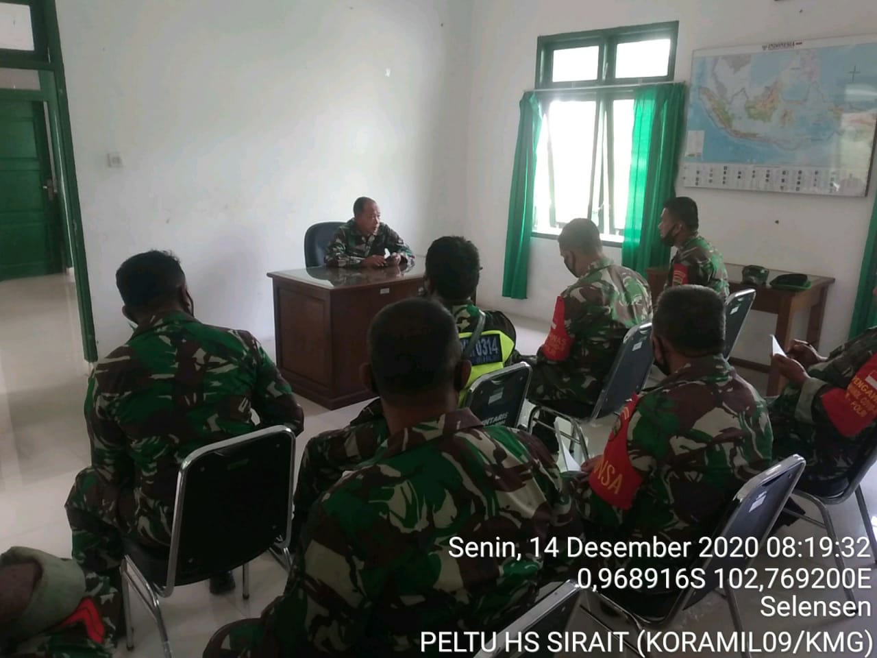 Jam Komandan, Kapten Arh Zaenuri Ajak Anggota Koramil 09/Kemuning Bijak Gunakan Media Sosial