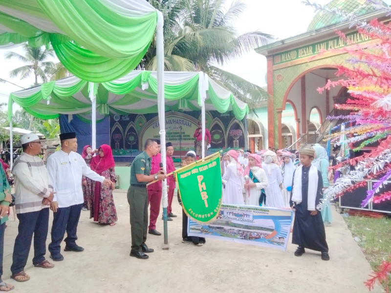 Semarak Tahun Baru Islam, Babinsa Koramil 07/Reteh Dampingi Pelepasan Pawai Ta'aruf